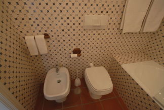 Bidet, WC, Badezimmer + Urlaub in Portugal Quinta